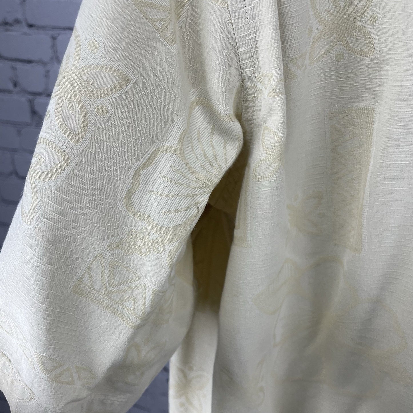 Kona Kai Yellow Silk Blend Hawaiian Floral Button Up Short Sleeve Shirt Size XL