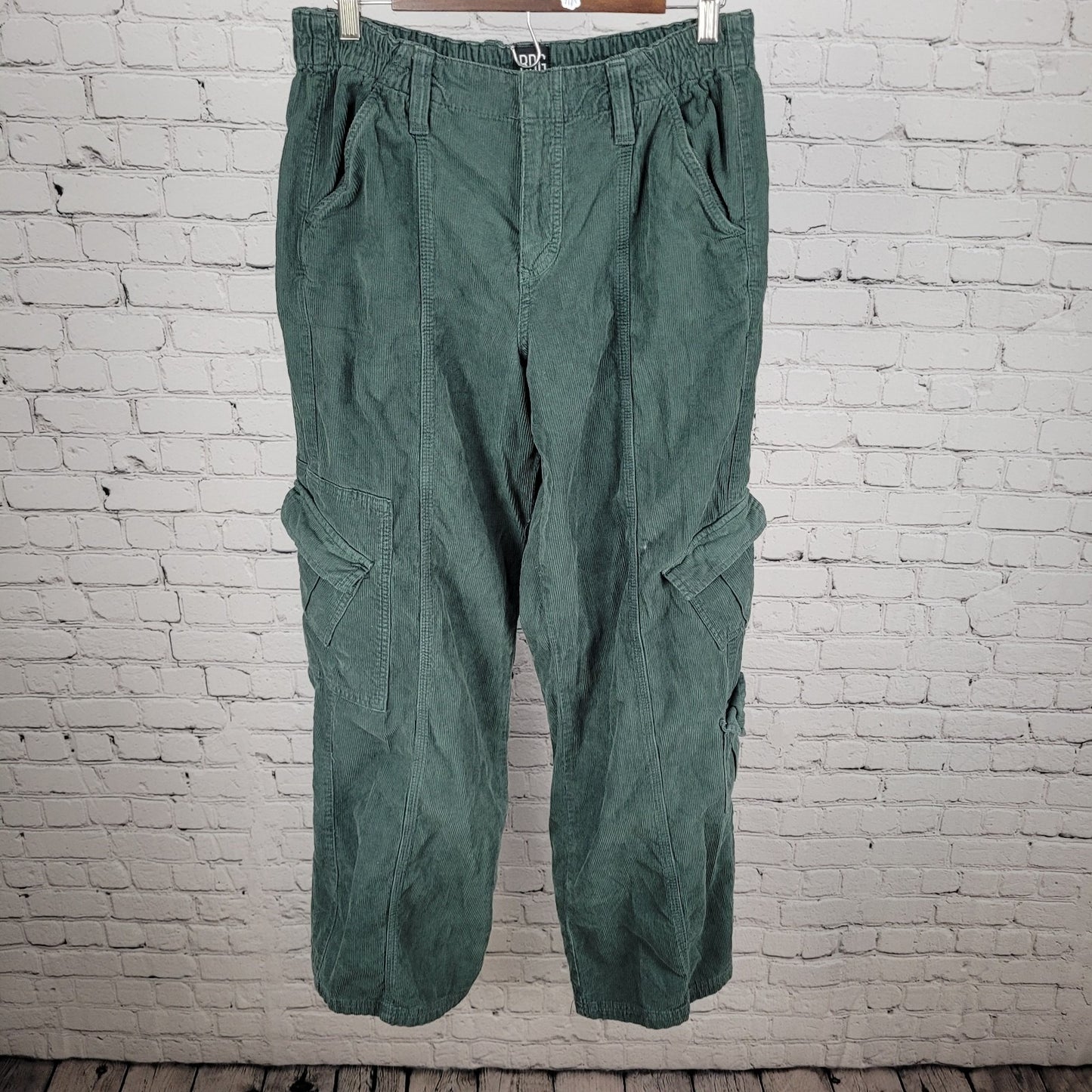 BDG Urban Outfitters Green Corduroy Y2K Cargo Relaxed Pants Size Large L (29x32)