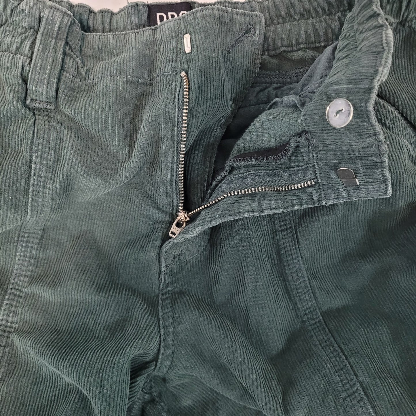 BDG Urban Outfitters Green Corduroy Y2K Cargo Relaxed Pants Size Large L (29x32)