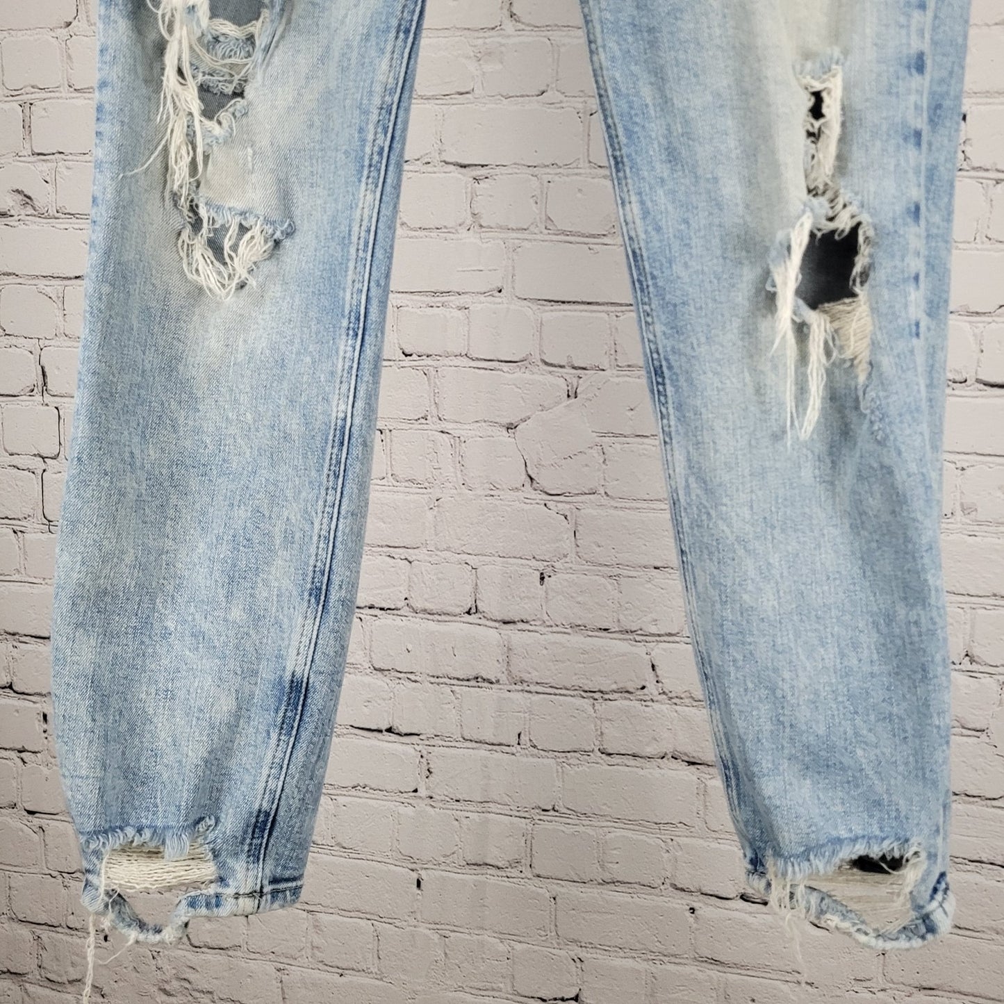 Trafaluc Denim Makers Zara Distressed Mid Rise Stretch Jeans Size 8 (31x26)