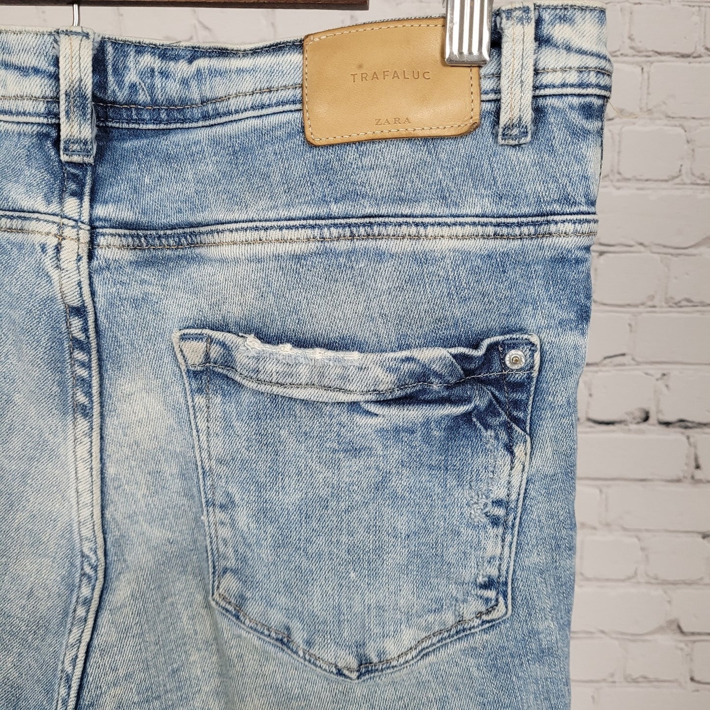 Trafaluc Denim Makers Zara Distressed Mid Rise Stretch Jeans Size 8 (31x26)