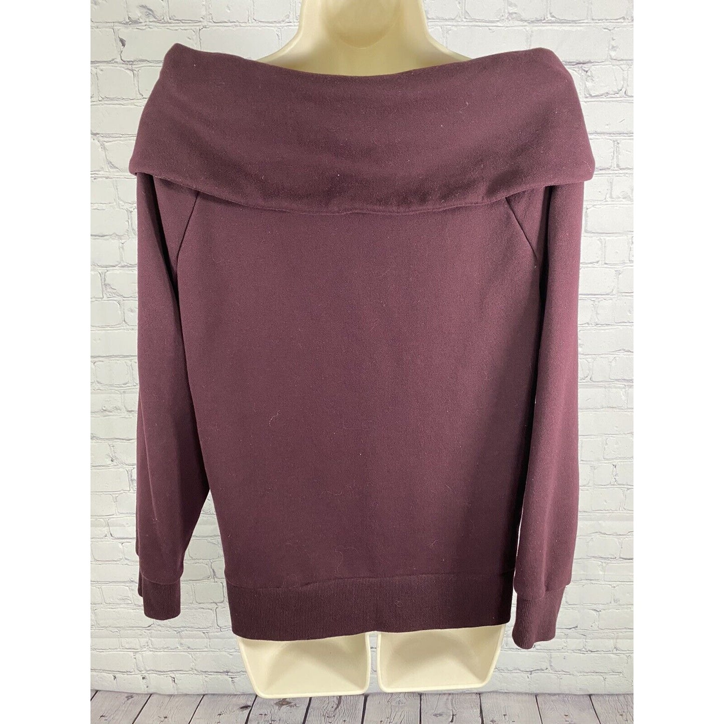 Victoria Sport Dark Purple Pullover Boat Neck Long Sleeve Sweater Sweatshirt XS