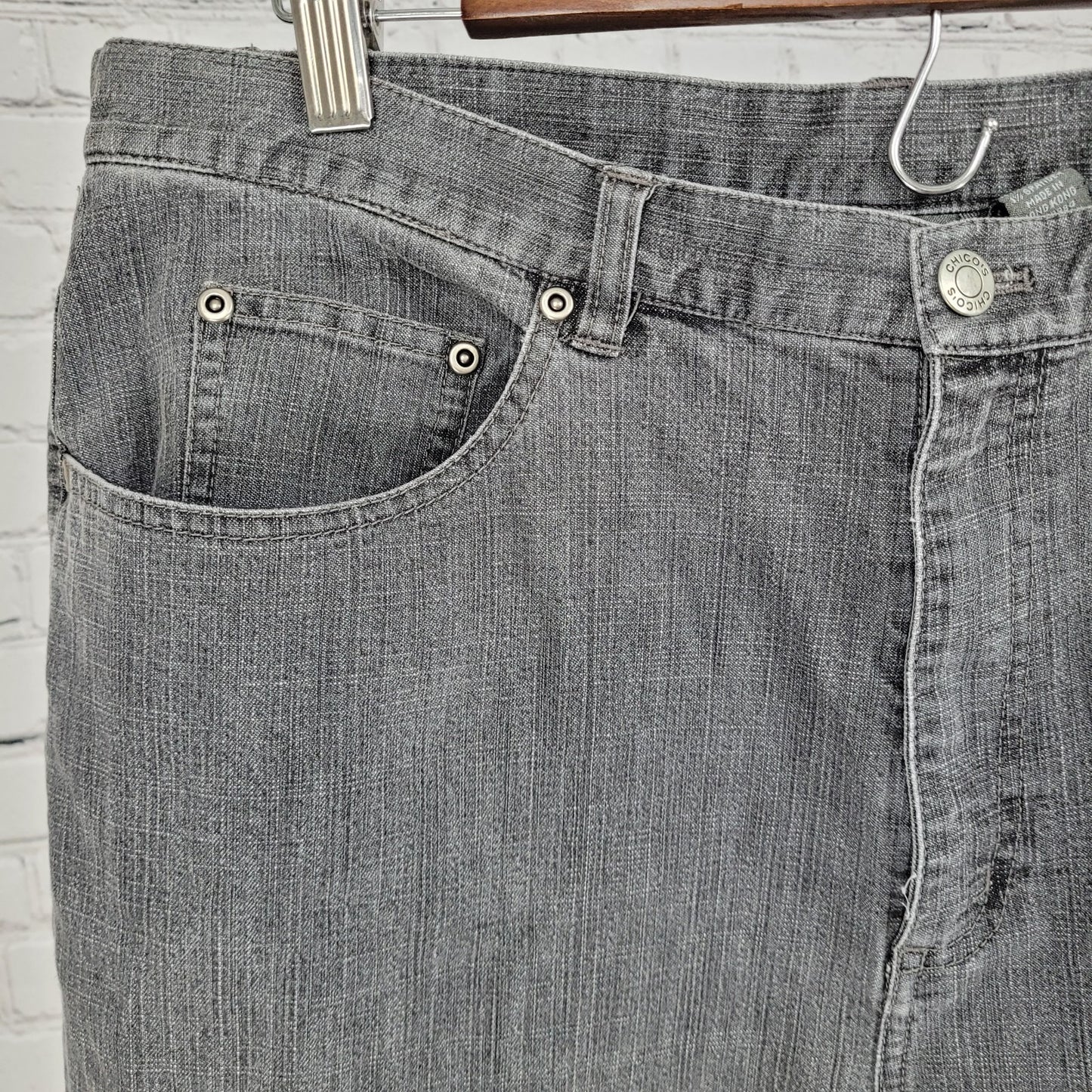 Additions By Chico's Grey Wide Leg High Rise Crop Jeans Size 2.5 US 14 (31x21)