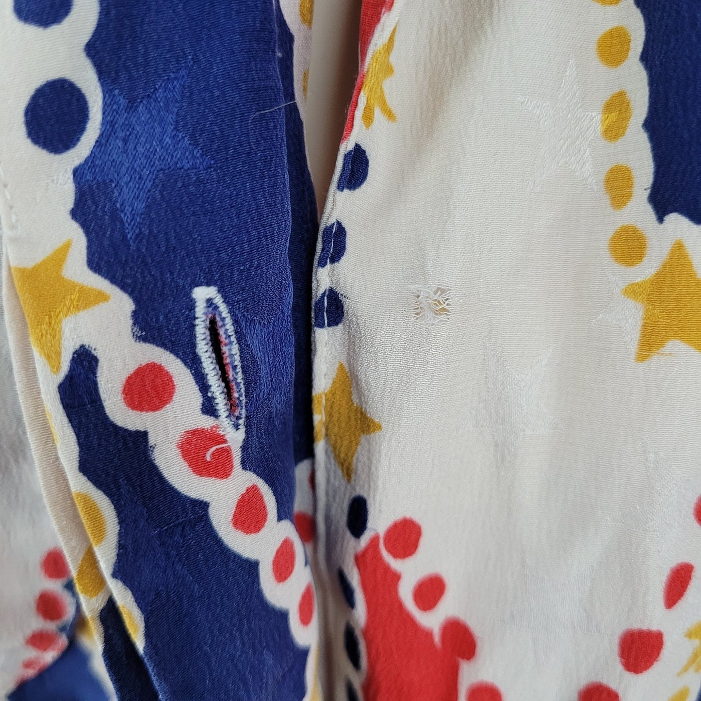 VTG Francesca Of Damon Starington Multicolor 100% Silk Stars Buttoned Top Size 6