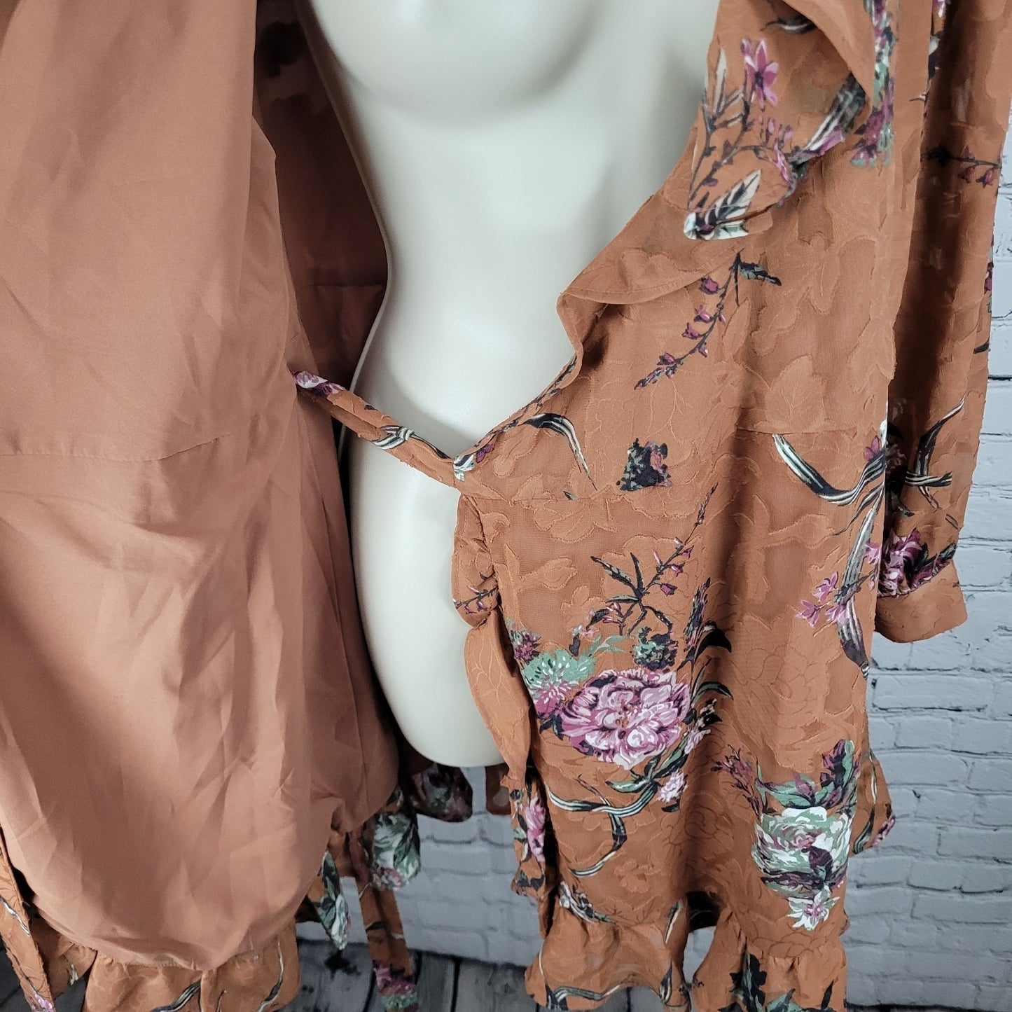 Leith Brown Floral Ruffle Plunge Long Sleeve Mini Wrap Tie Dress Size Small S