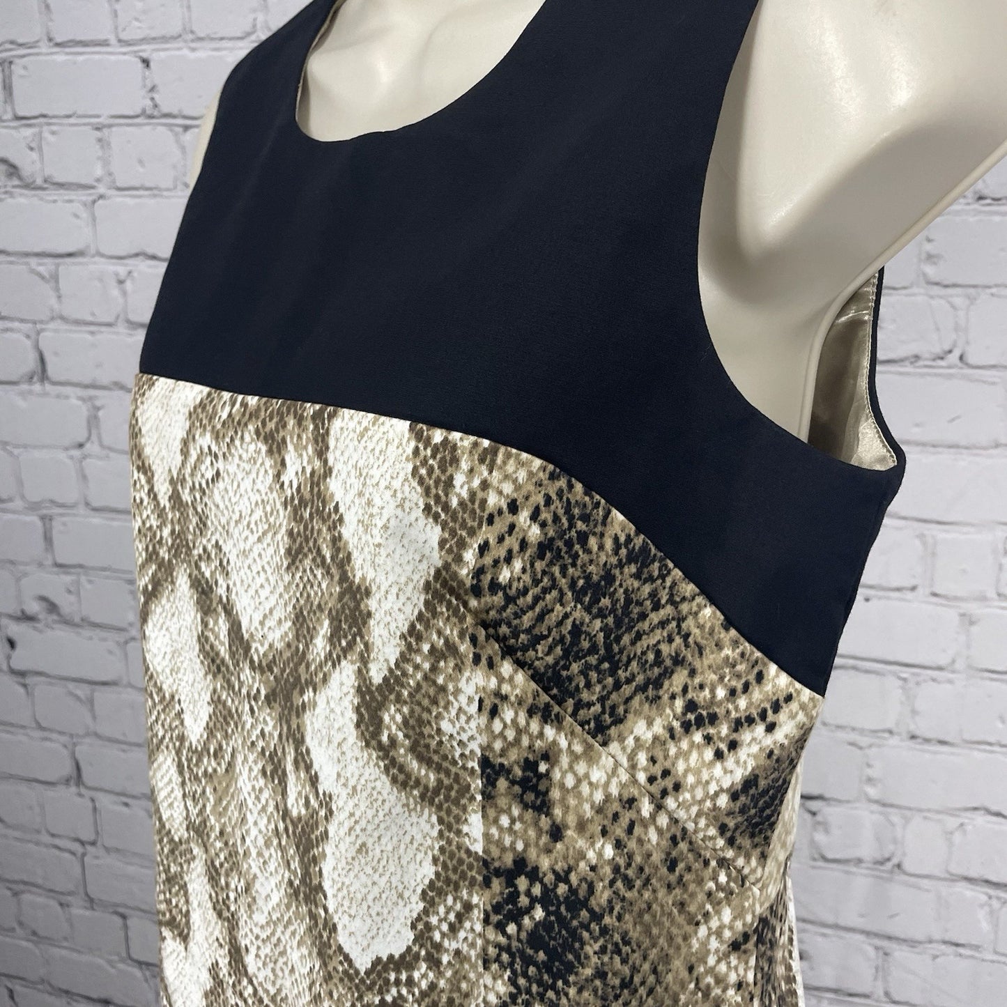 Tahari Tan Snakeprint Sleeveless Lined Stretch Shift Knee Length Dress Size 4