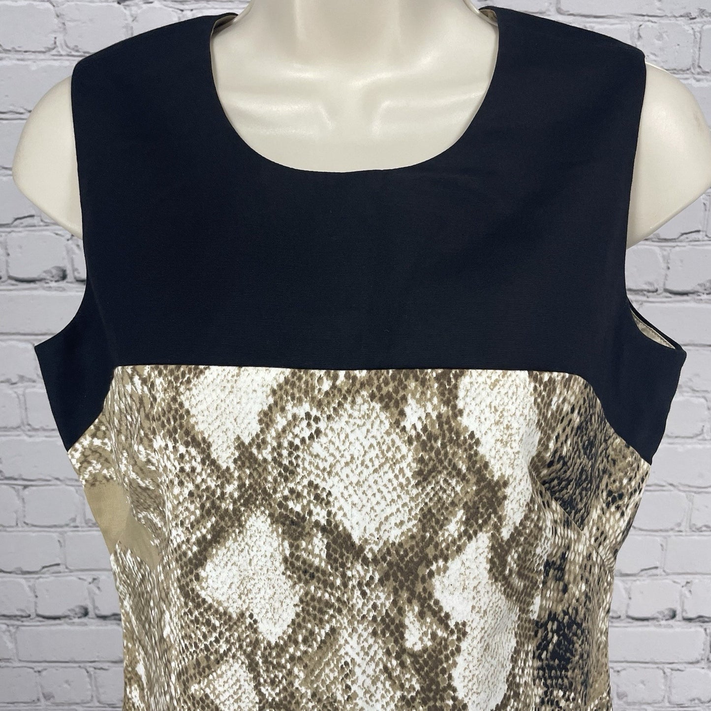 Tahari Tan Snakeprint Sleeveless Lined Stretch Shift Knee Length Dress Size 4