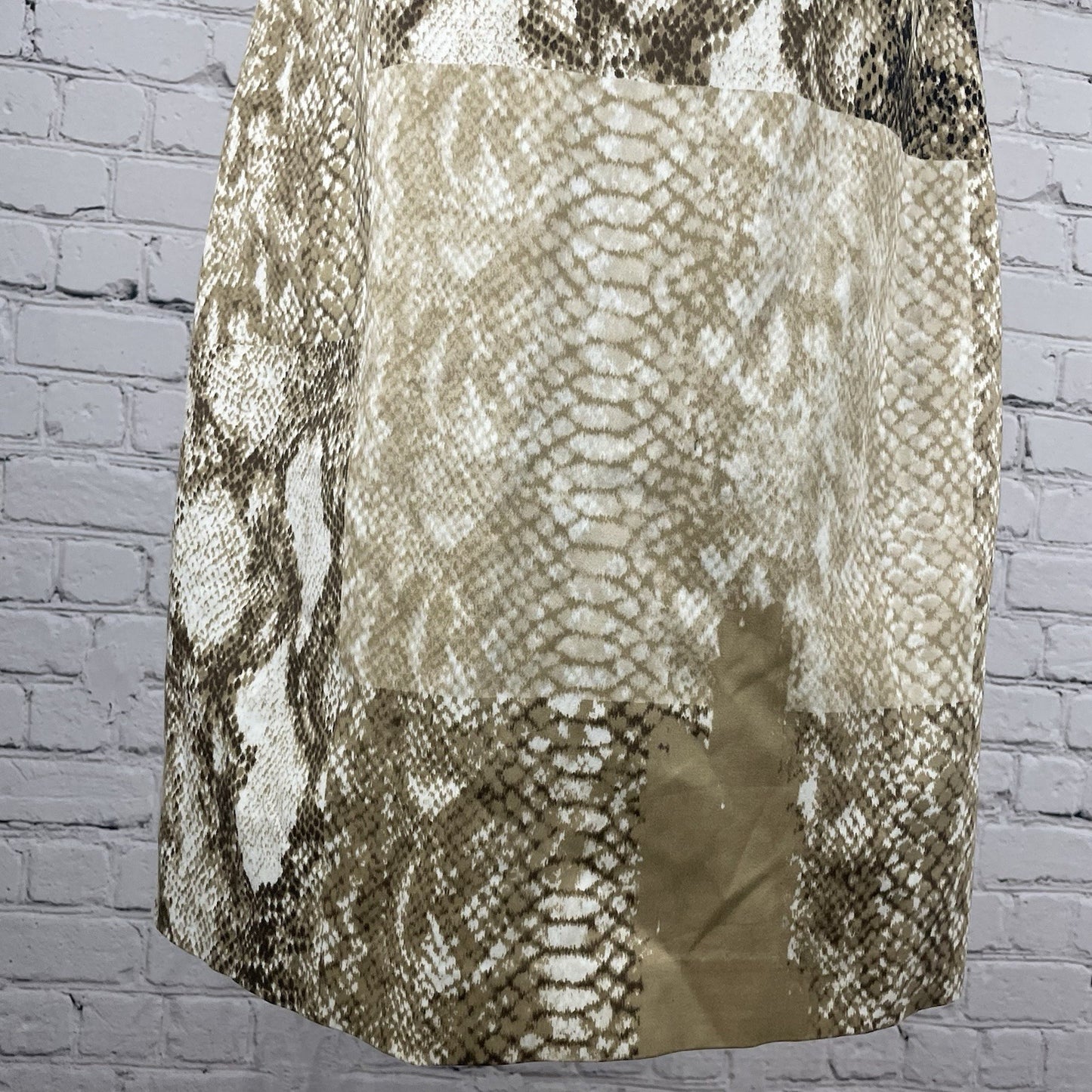 Tahari Tan Snakeprint Sleeveless Lined Stretch Shift Knee Length Dress Size 4