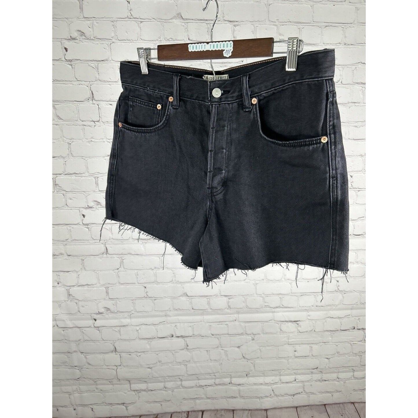 NWT We The Free Black Room Rocker High Rise Cut Off Denim Shorts 31 (33x4.5)