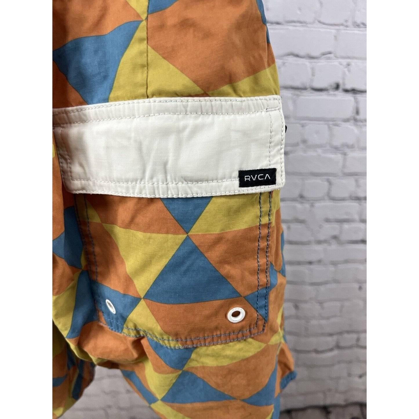RVCA Barry McGee Board Shorts Trunks Artist Program Network Geometric Men’s 28