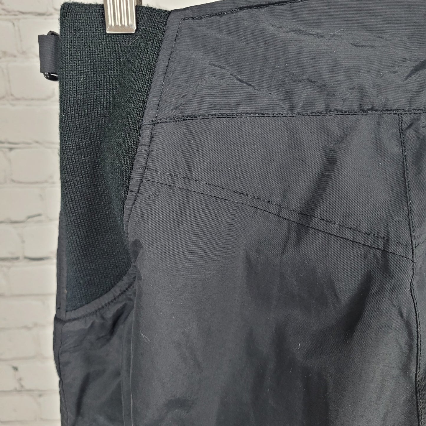 Obermeyer Black Insulated Stretch Waist Straight Leg Ski Pants Size 8 (26x31)