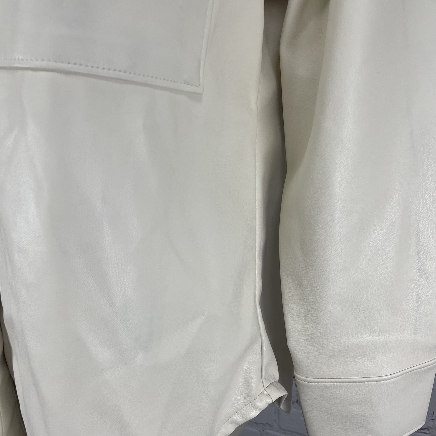 Abercrombie & Fitch Ivory Faux Leather Oversized Shacket Jacket Size Small S