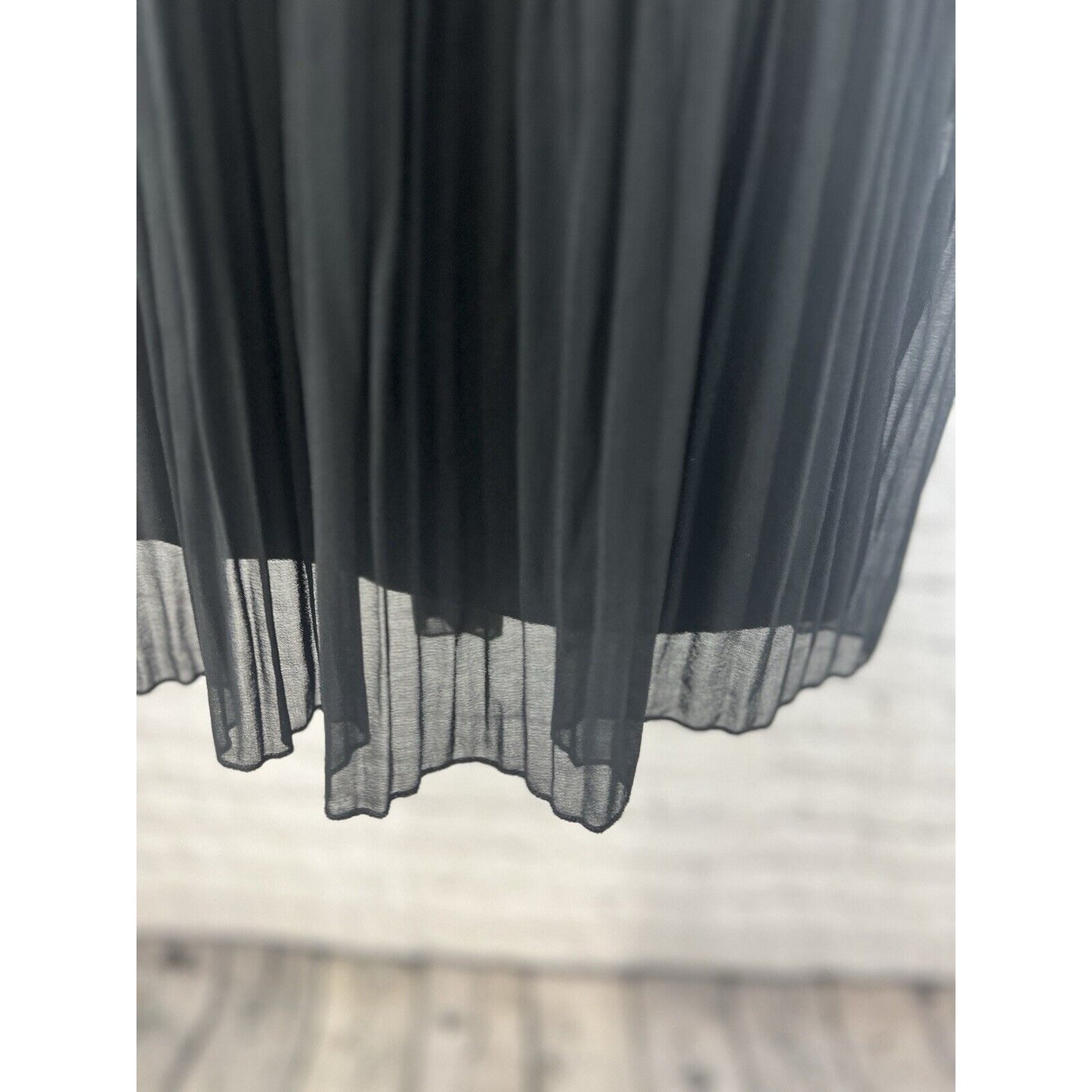 Zara Basic Collection Black Accordion Pleated Short Sheer Side Zip Skirt Size S