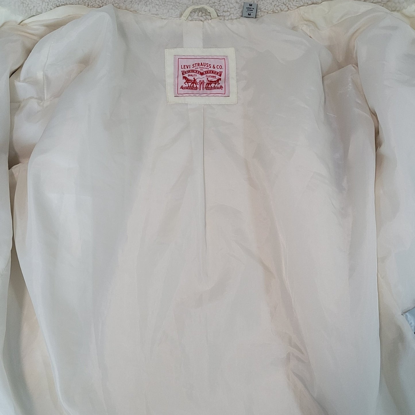 Levi's Cream White Sherpa Plush Full Zip & Snapped Lined Jacket Size Medium M