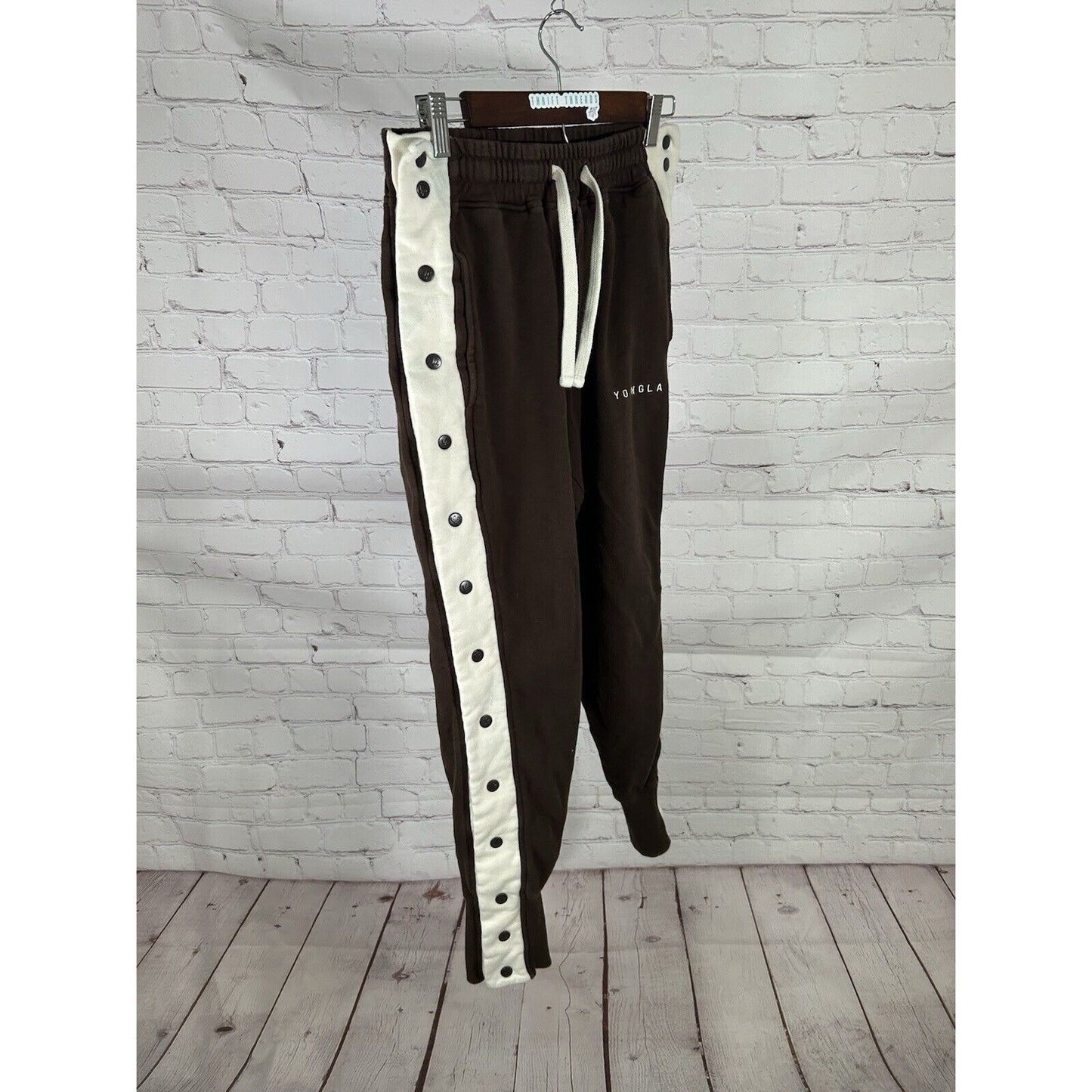 Youngla White Brown Tear Away Side Snaps Jogger Sweat Pants Men’s M (28 x 27)