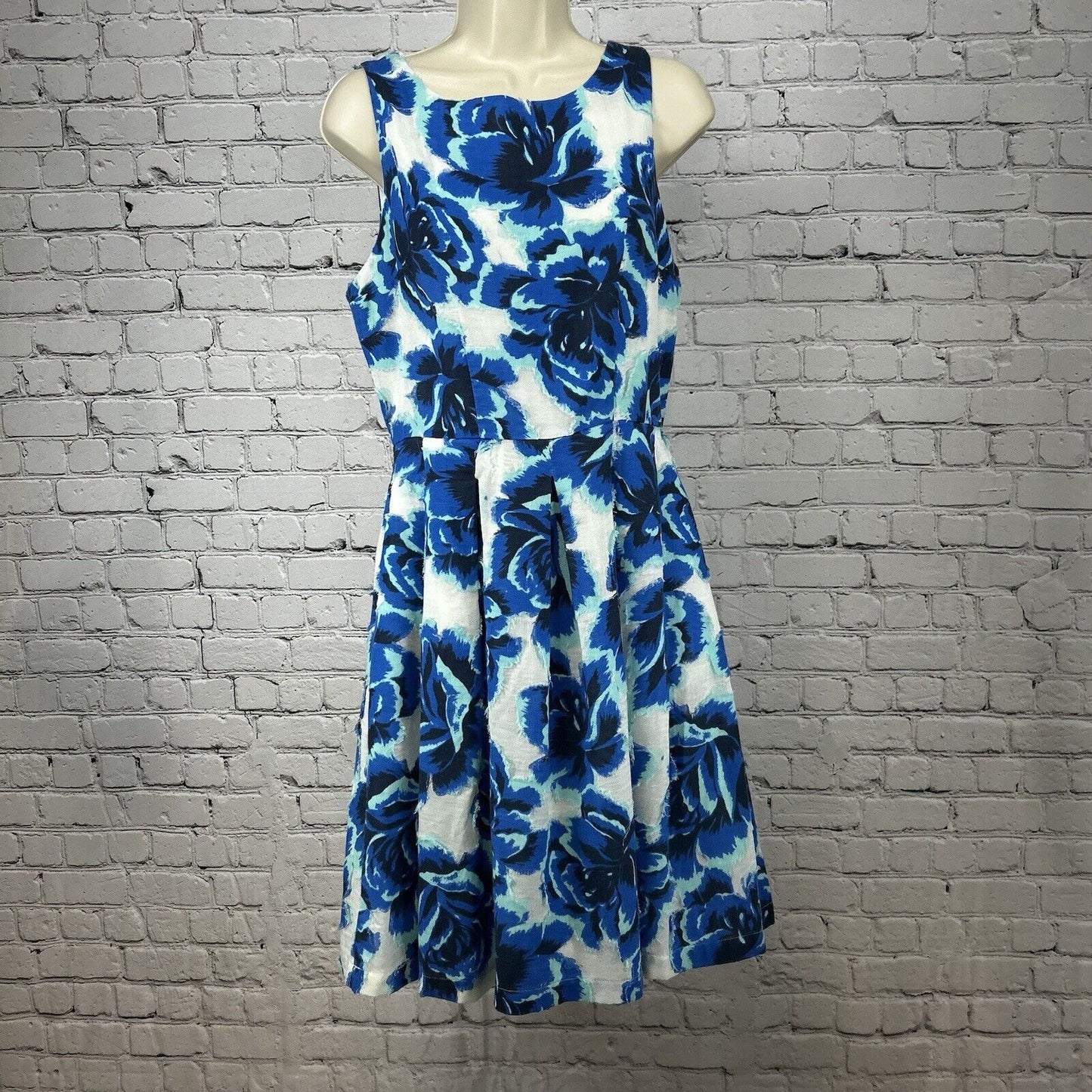 Anthropologie Porridge Blue Textured Floral Sleeveless Midi Dress Size 8