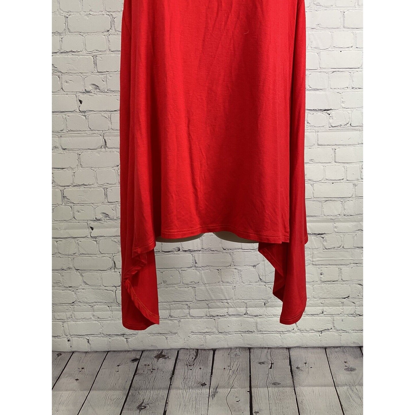 Neiman Marcus Red Sleeveless Jewel Keyhole V Neck Tunic Viscose Blouse M