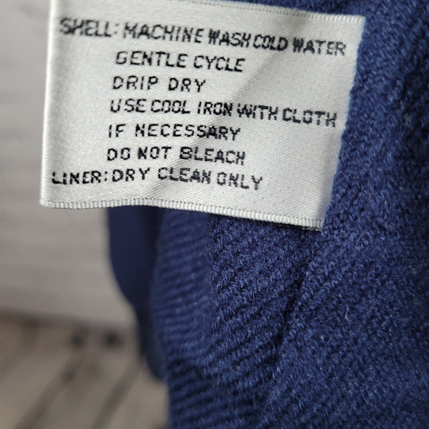 VTG Komitor Navy Buttoned Removable Liner Pockets Trench Coat 20W