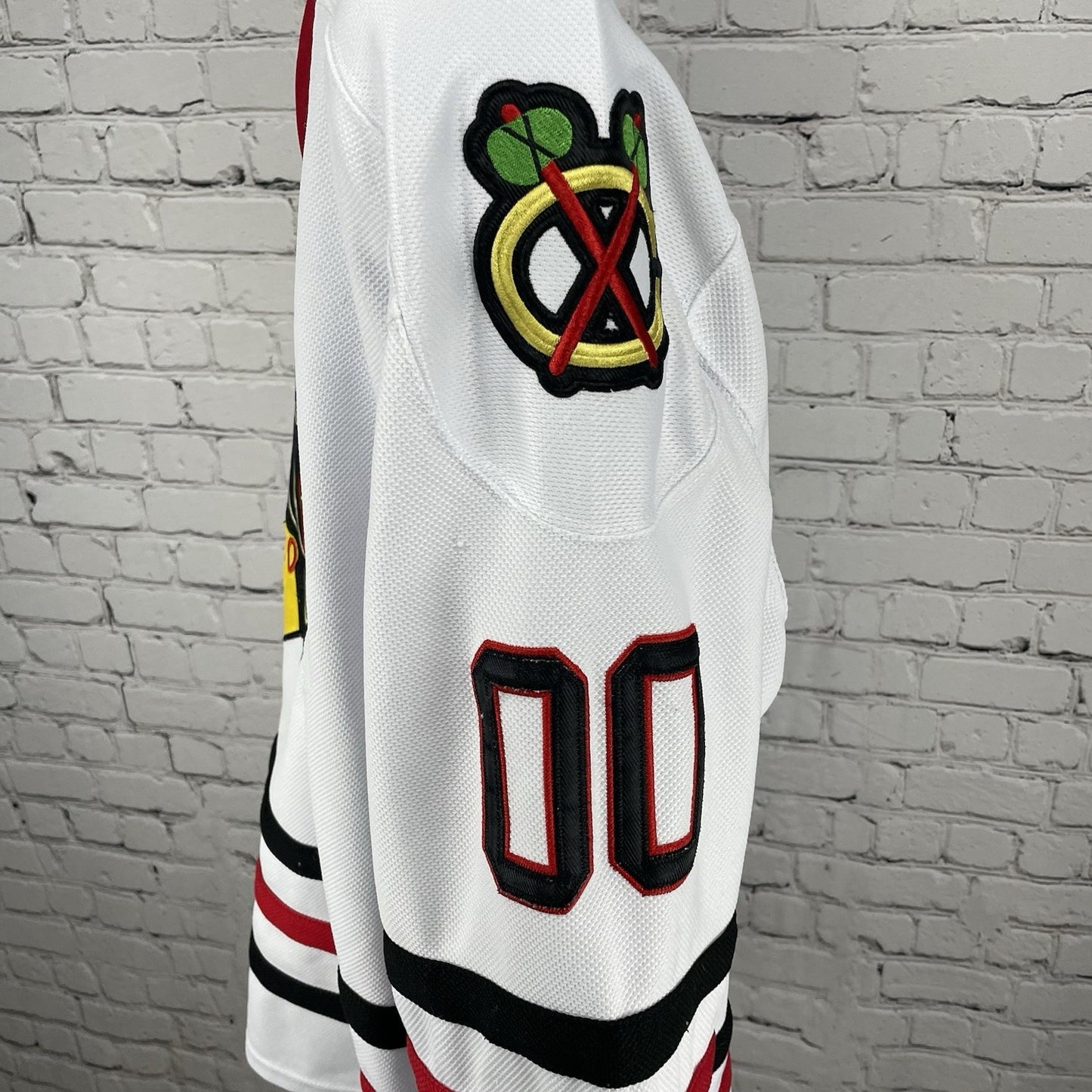 CCM Vintage Hockey Chicago Blackhawks Griswold Official Licensed Jersey Size 52