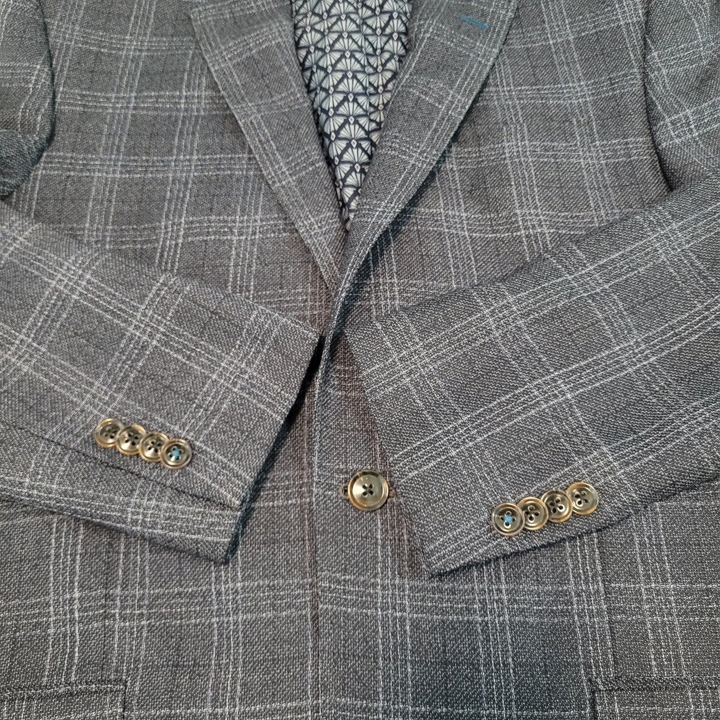 Ted Baker Grey 100% Wool Jay Check Endurance 2 Button Blazer Sport Coat Size 42