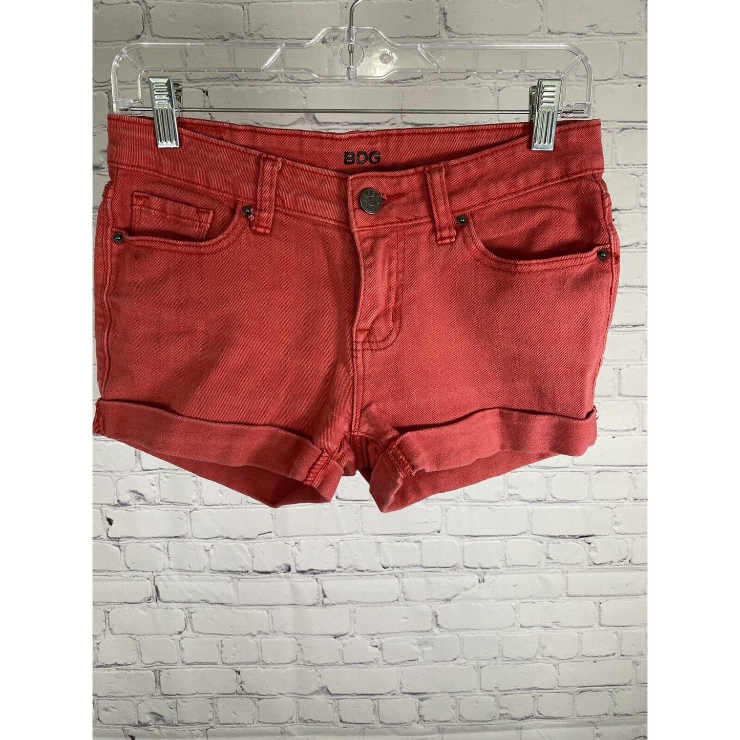 BDG Denim Hot Pink Alexa 5 Pocket Design Jean Shorts Womens (28 x 2.5)