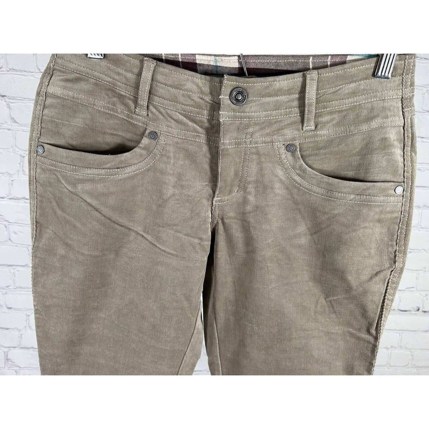 Kuhl Women's Streamline Skinny Light Brown Corduroy Pants 4 Short (29 x 28.5)