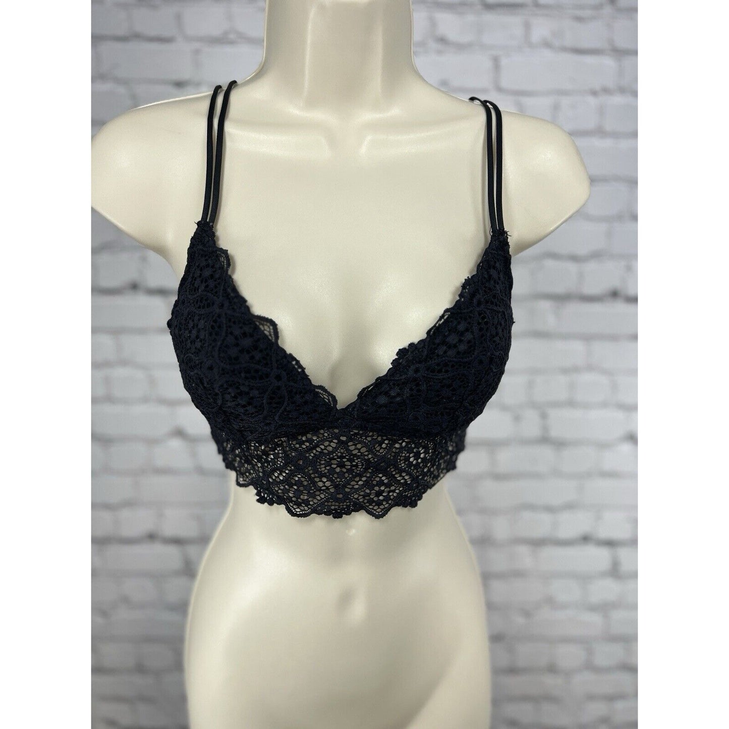 Auden Black Lace Lightly Lined Bralette Strappy Wireless Women’s Size S