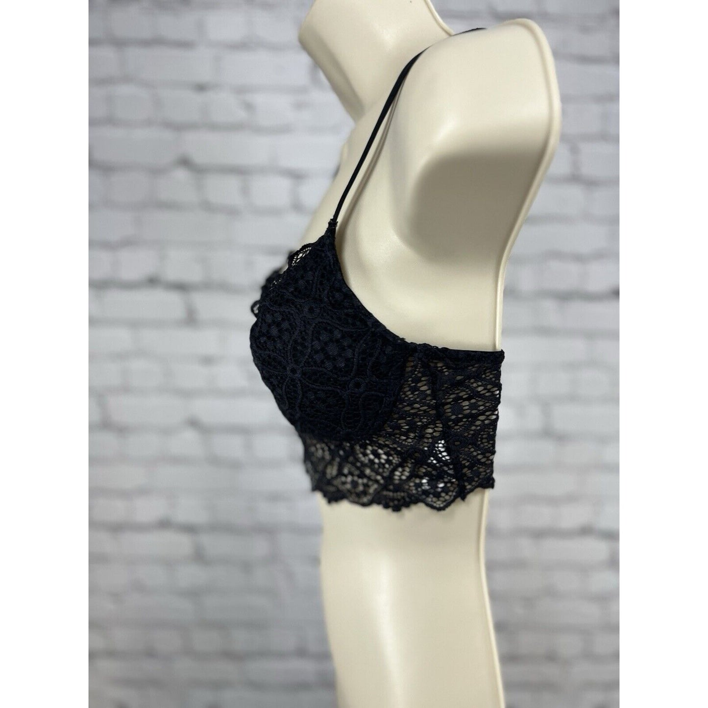 Auden Black Lace Lightly Lined Bralette Strappy Wireless Women’s Size S