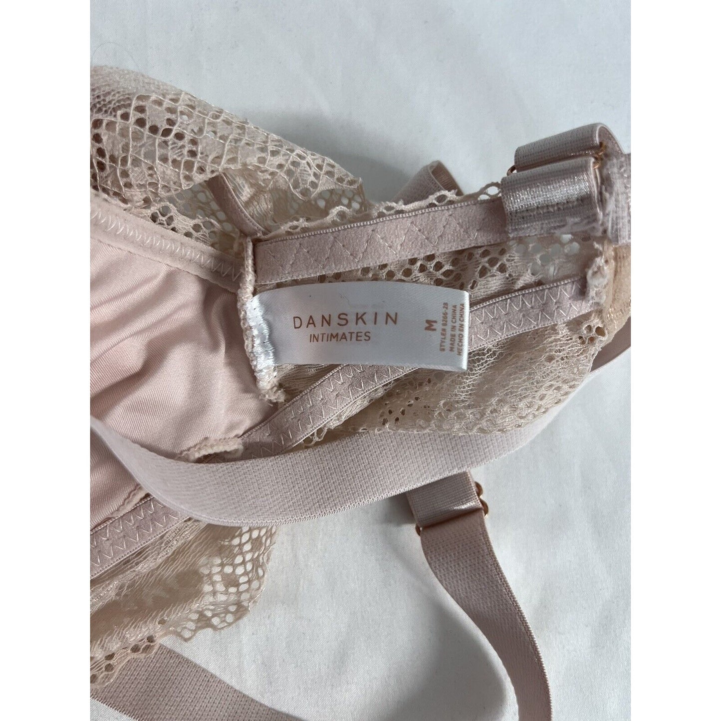 Danskin Intimates Blush Classic Lace Lightly Padded Bralette Rose Gold Detail M