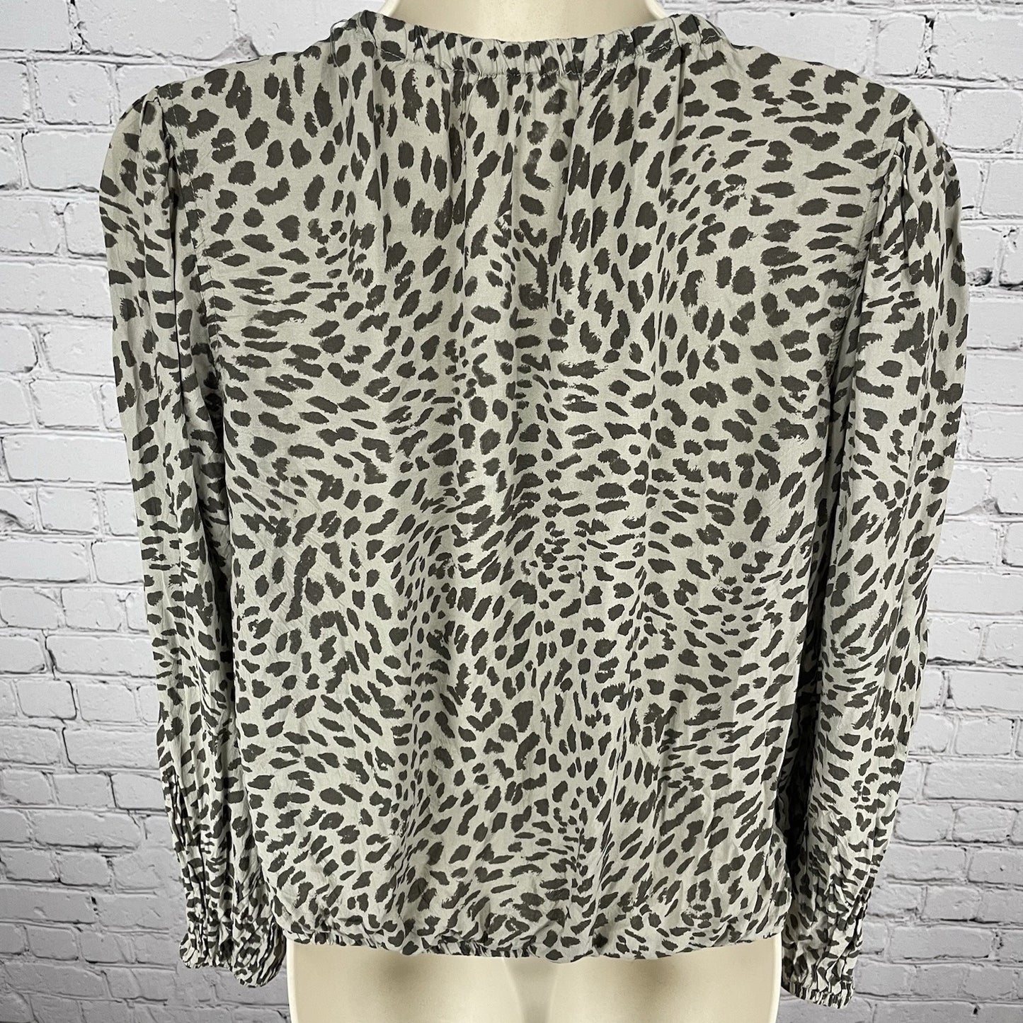 Cloth & Stone Anthropologie Muted Green Cheetah Top Blouse USA Made Size Small S