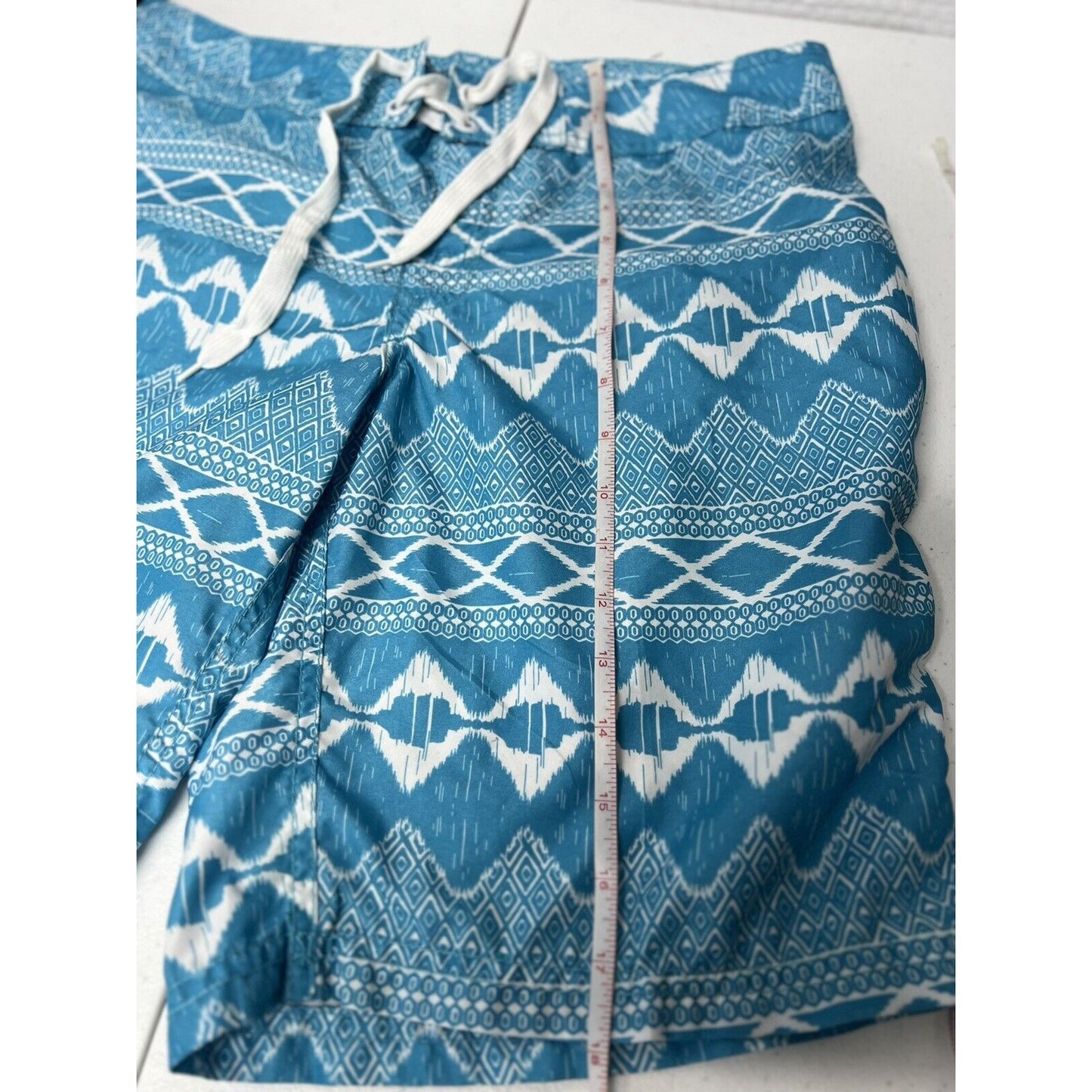 OKAMI SURF Mens Swim Trunks Blue Pockets Beach Casual Surfing Size 8 (32”x 9”)