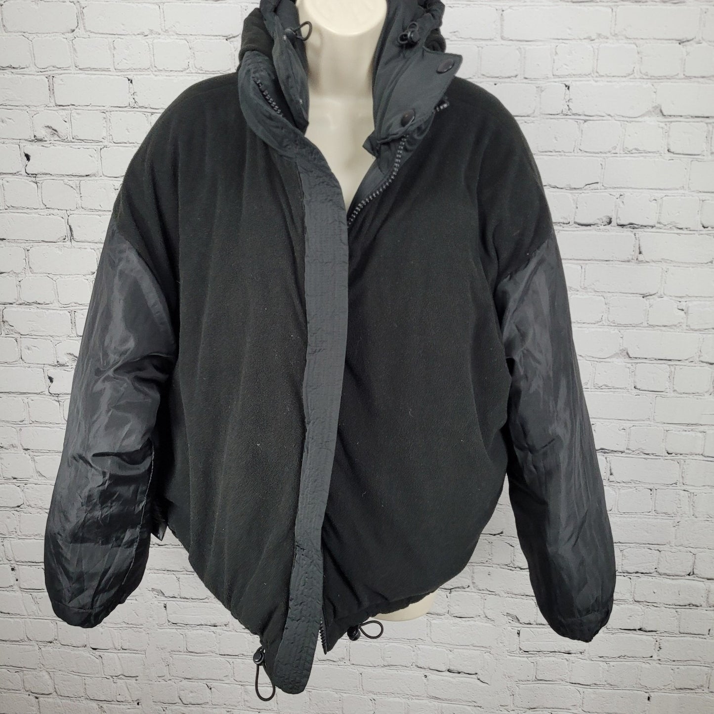 Urban Outfitters Black Hooded Fleece Lined Insulated Puffer Jacket Size Medium M