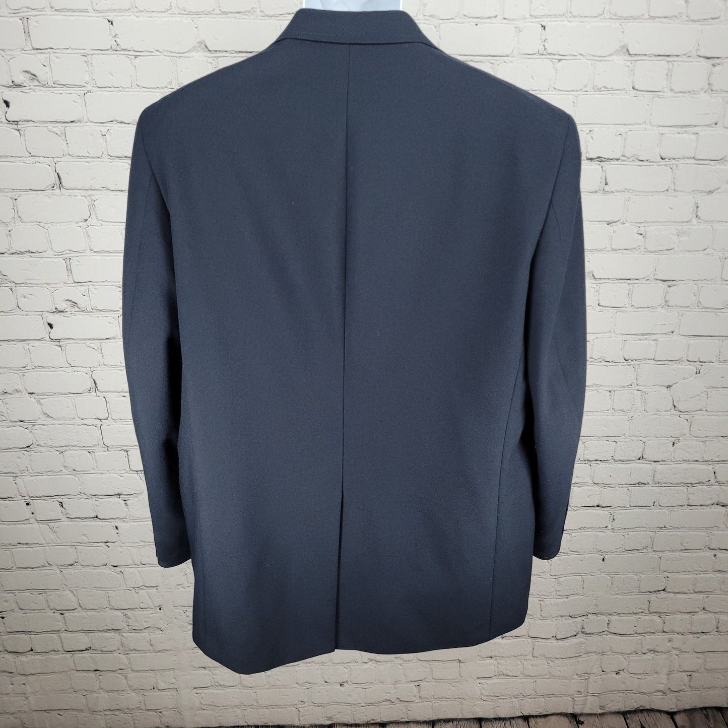 Orvis Navy Gold Button Single Vented Notch Blazer Jacket Size 44L