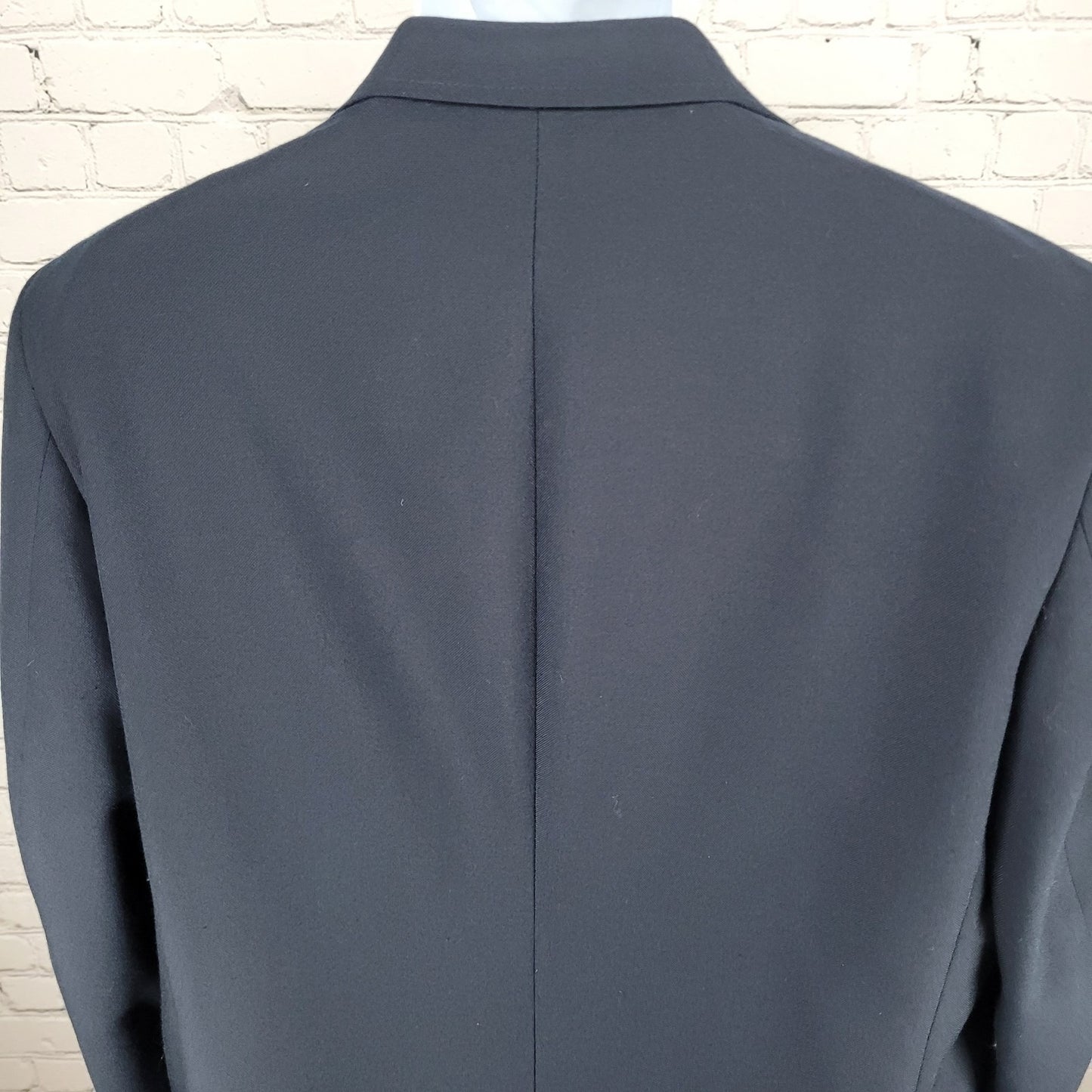 Orvis Navy Gold Button Single Vented Notch Blazer Jacket Size 44L