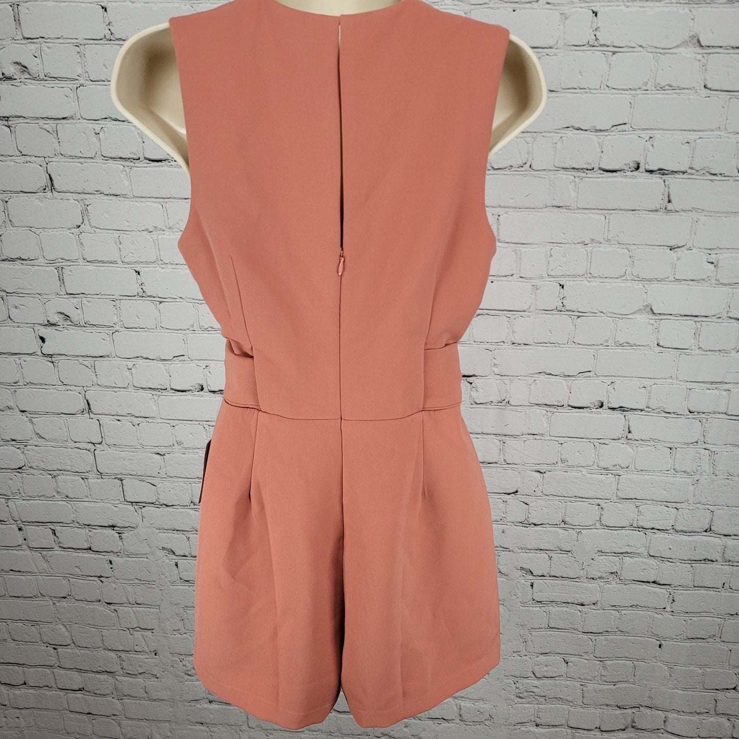 NWT Avelyn Rae Nordstrom Old Rose Belted Lined Sleeveless Romper Size Small S