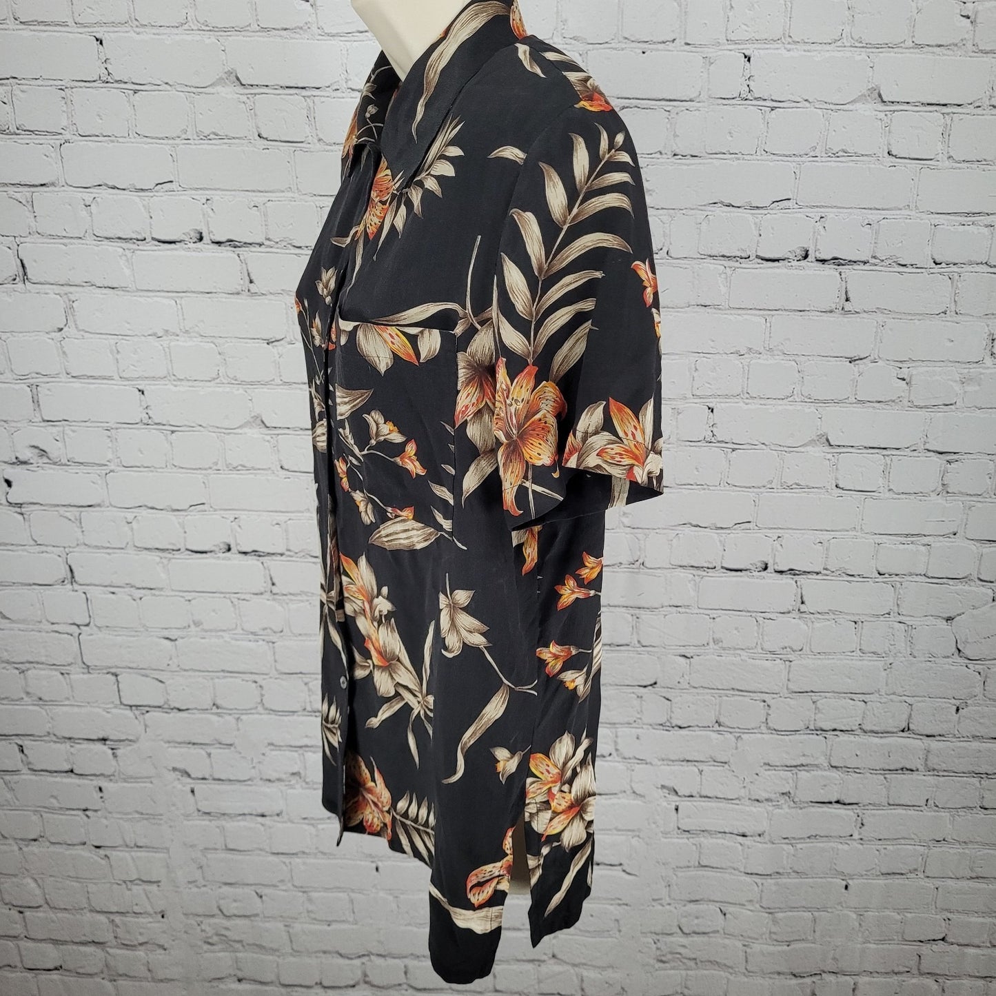 Norton McNaughton Black 100% Silk Tropical Floral Button Up Shirt Size Medium M