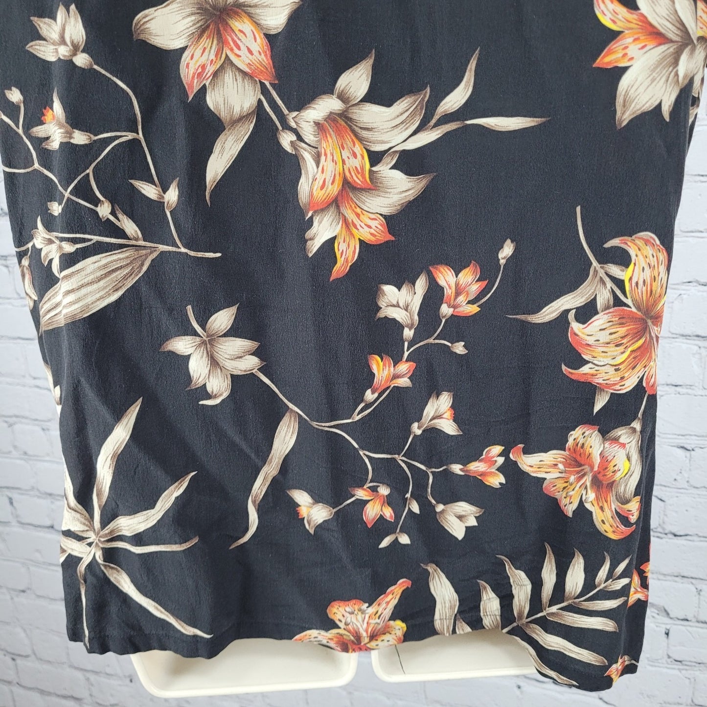 Norton McNaughton Black 100% Silk Tropical Floral Button Up Shirt Size Medium M