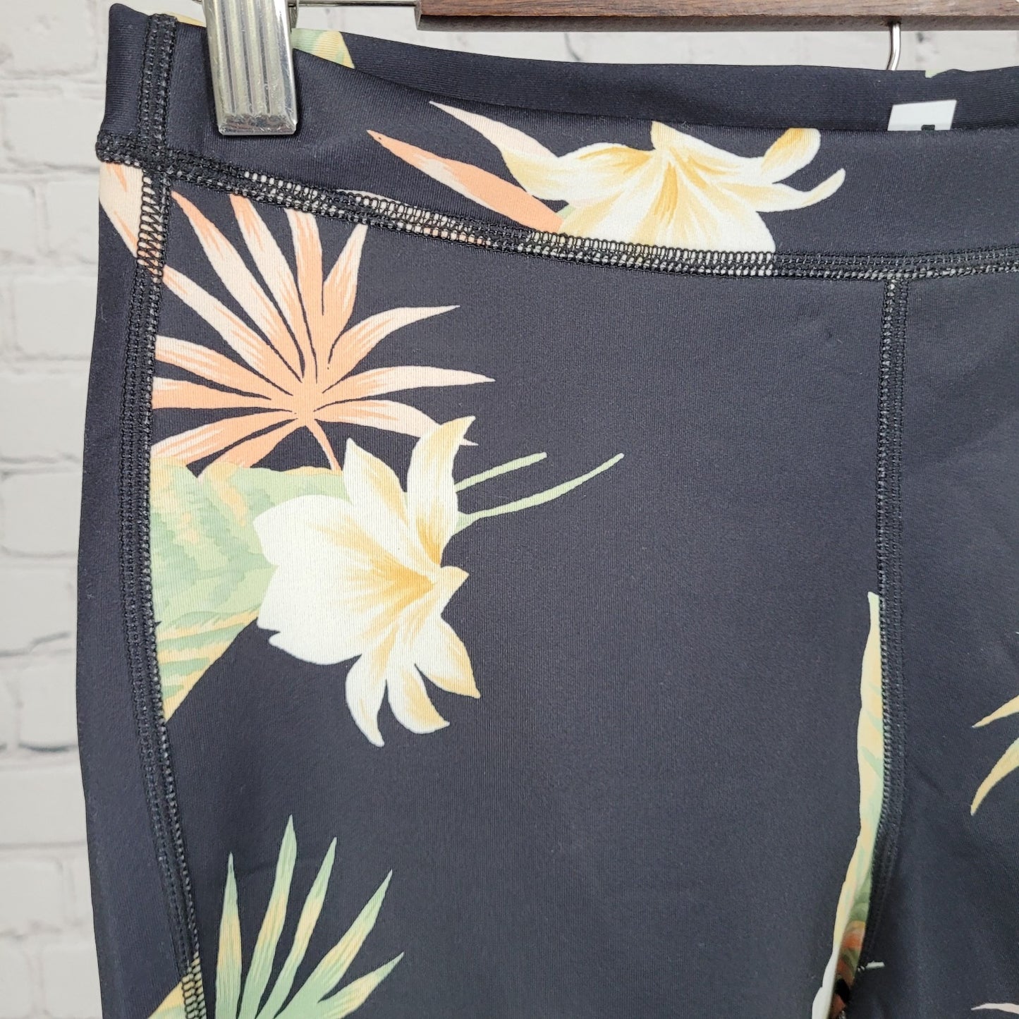 Billabong Black Wetsuit Recyclers Surf Capsule Floral Pants Large L (27x28)