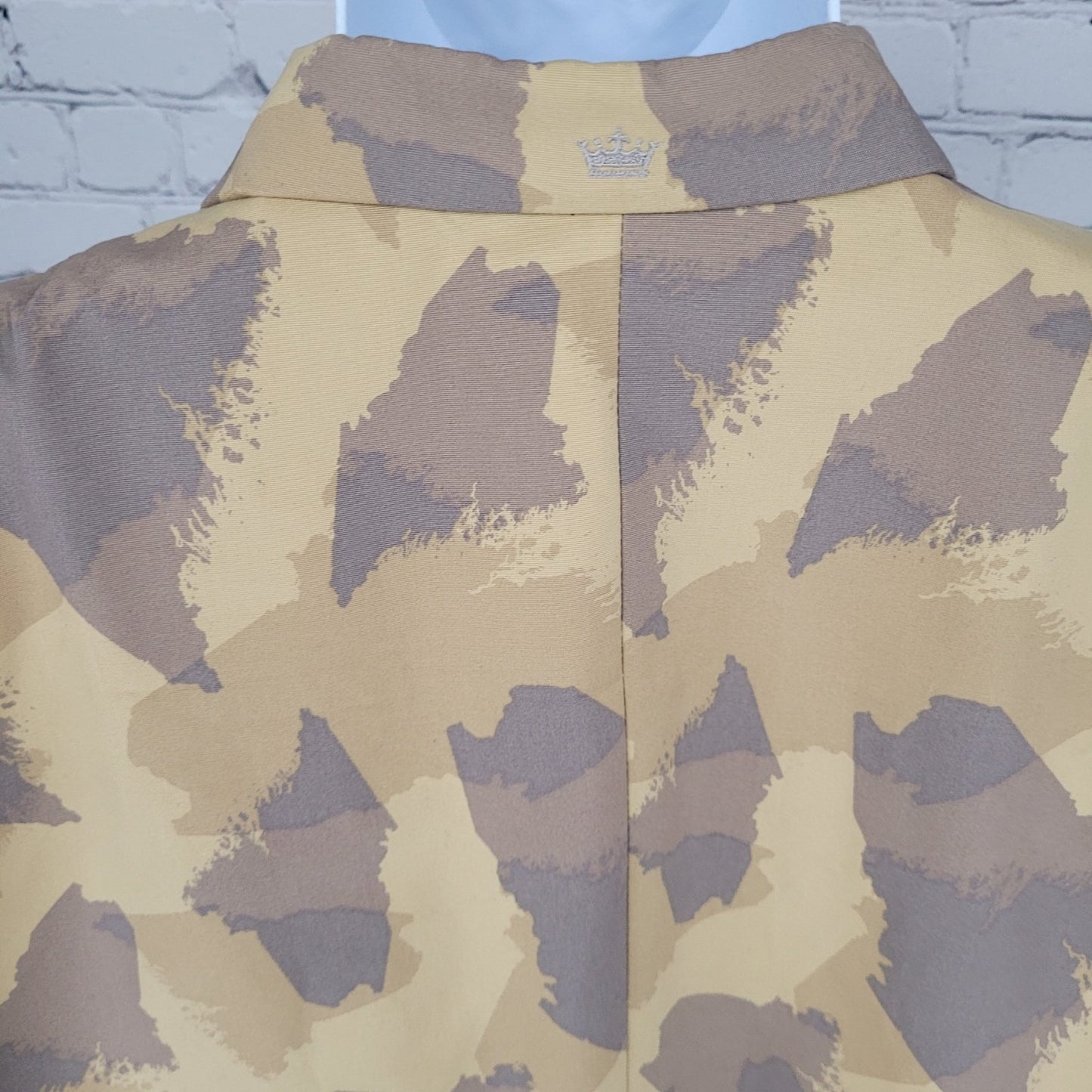 French Crown Tan Camo Double Breasted Vented Blazer Suit Size 48 Pants (40x30)