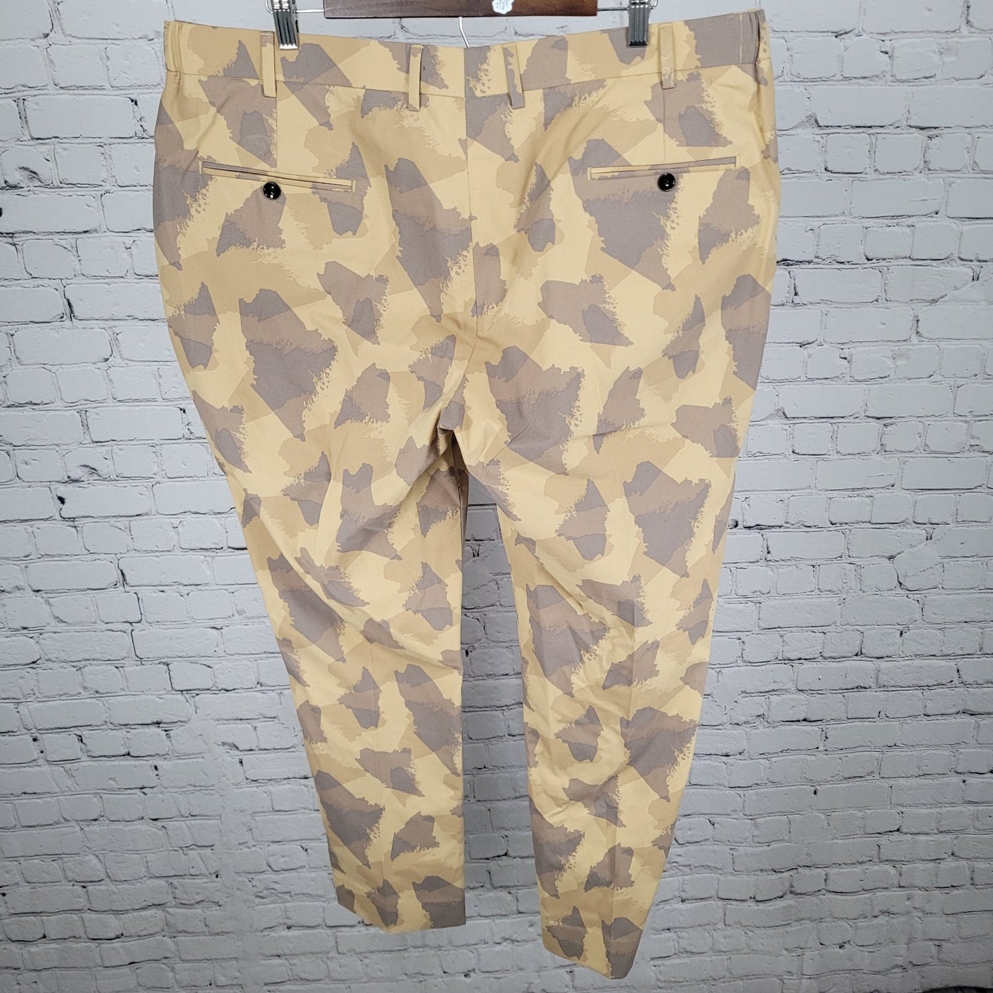 French Crown Tan Camo Double Breasted Vented Blazer Suit Size 48 Pants (40x30)