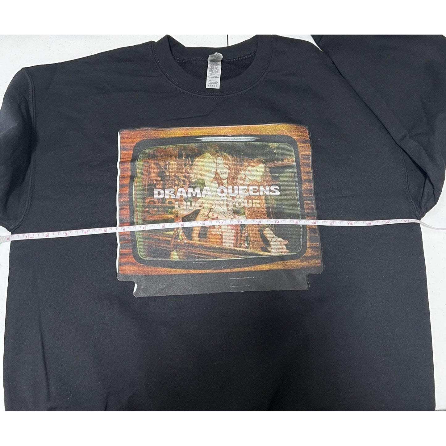 NWT Drama Queens Podcast Black Live on Tour 2022 Tour Merch Sweatshirt Medium M