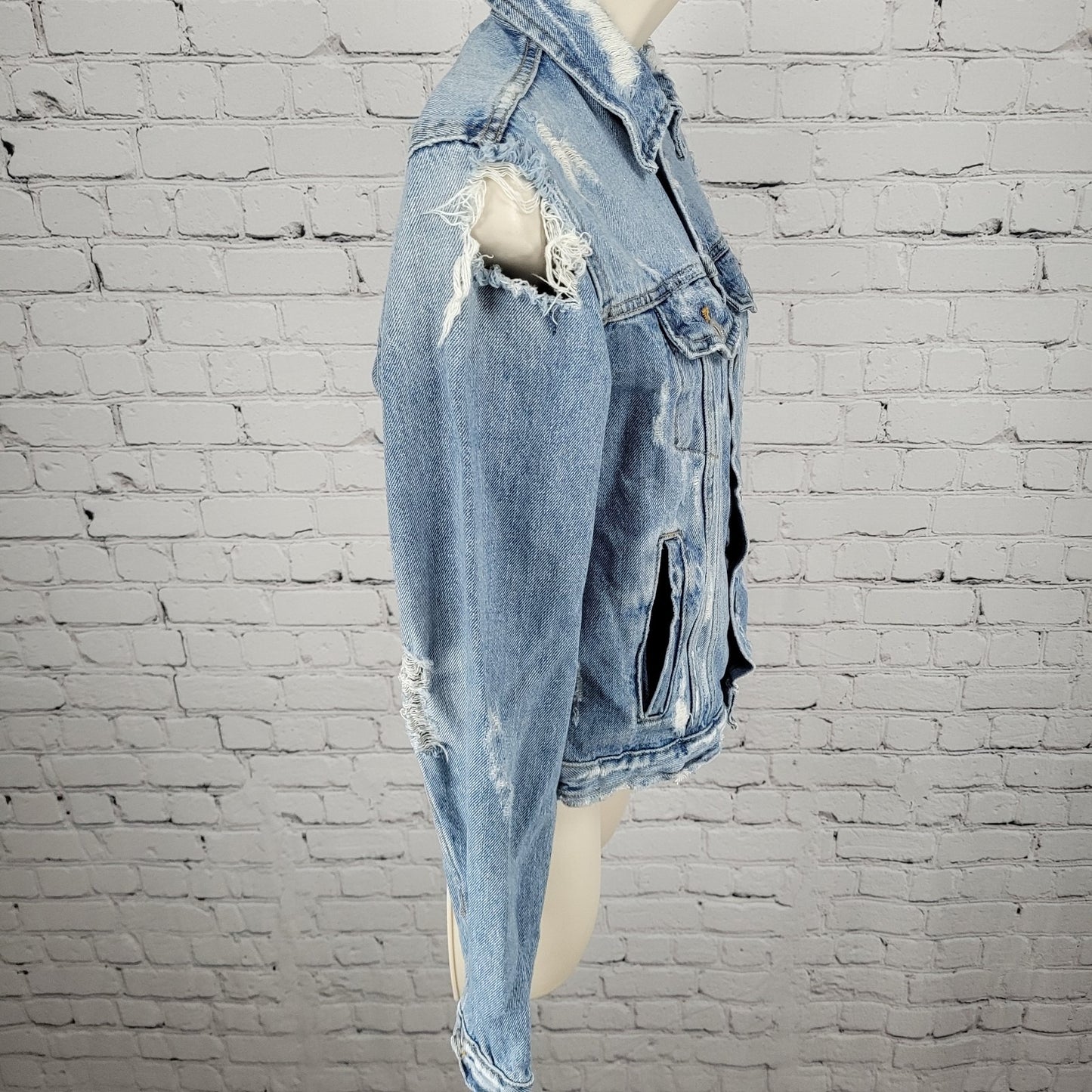 Zara Trafaluc Denimwear Blue Distressed Button Up Jean Denim Jacket Size Small S