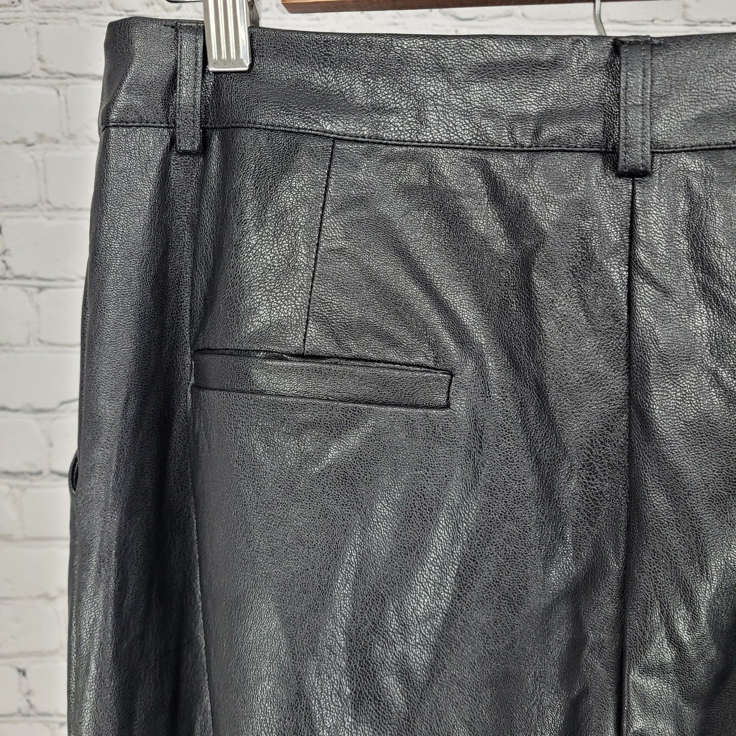 Olivaceous Black Faux Leather Stretch High Rise Pants Size Large L (31x32)