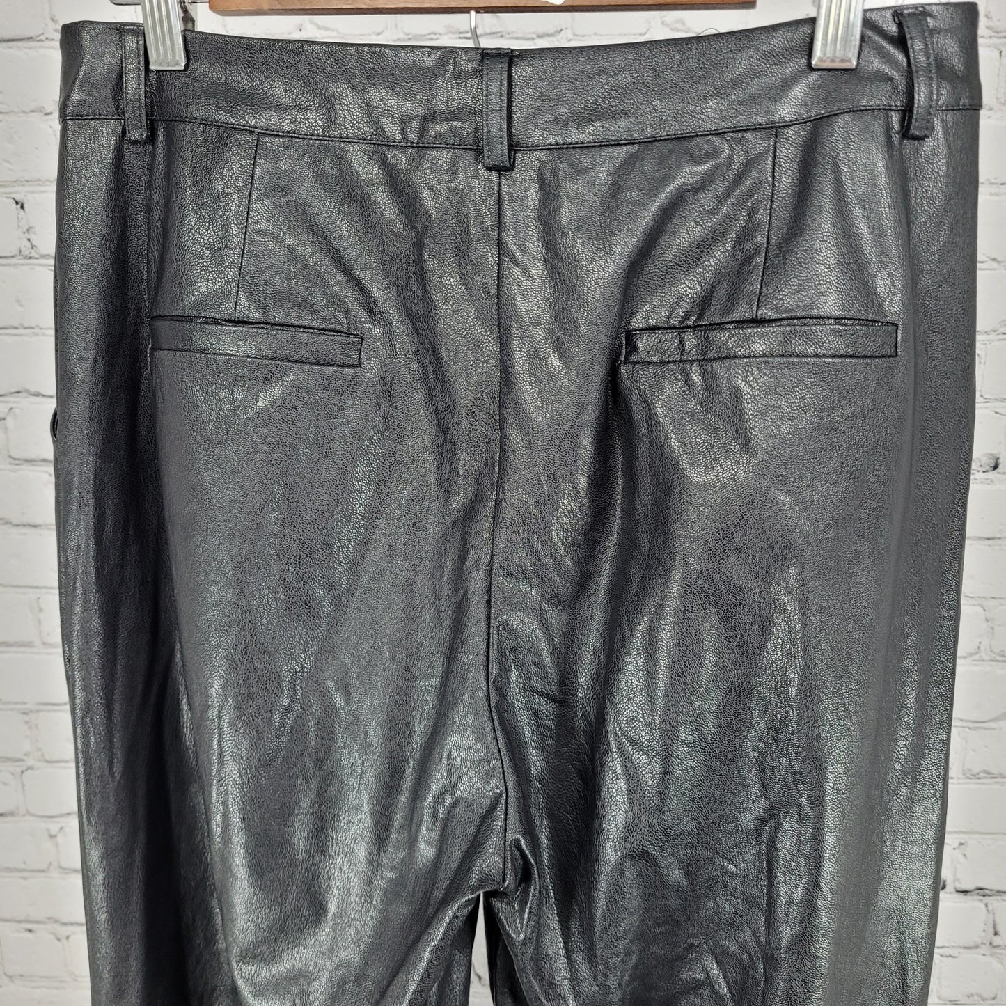 Olivaceous Black Faux Leather Stretch High Rise Pants Size Large L (31x32)