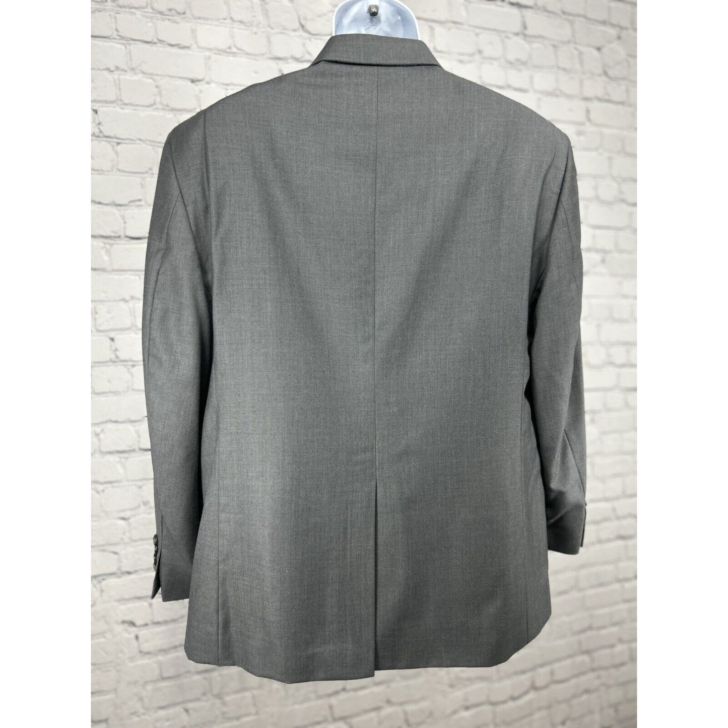 Jos A Bank Signature Collection Gray 2 Button Wool Silk Blend Blazer Size 42S