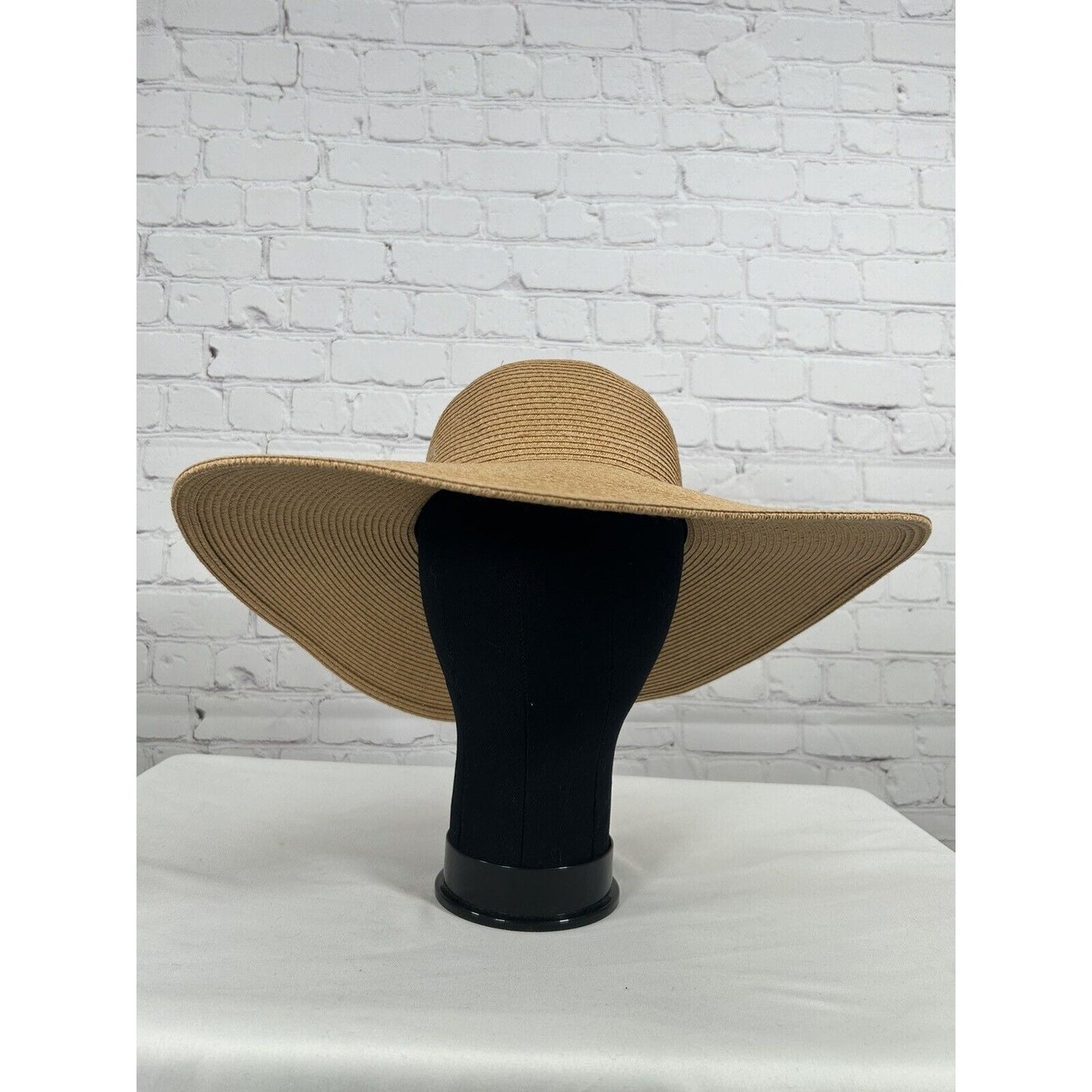 Kate Landry Women's Woven Bendable Wide Brim Tan Straw Sun Hat One Size