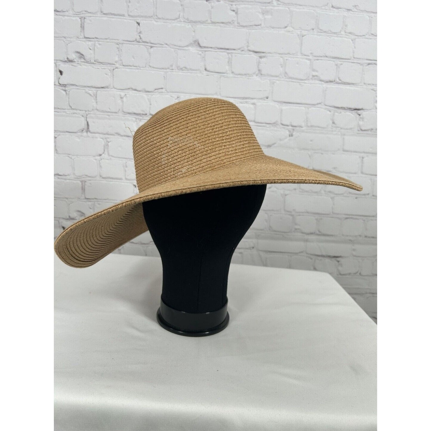 Kate Landry Women's Woven Bendable Wide Brim Tan Straw Sun Hat One Size