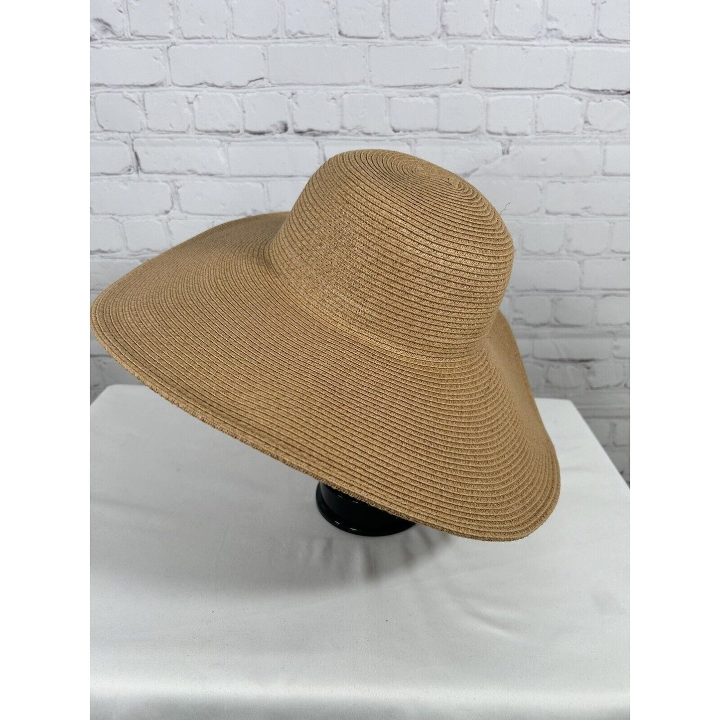 Kate Landry Women's Woven Bendable Wide Brim Tan Straw Sun Hat One Size