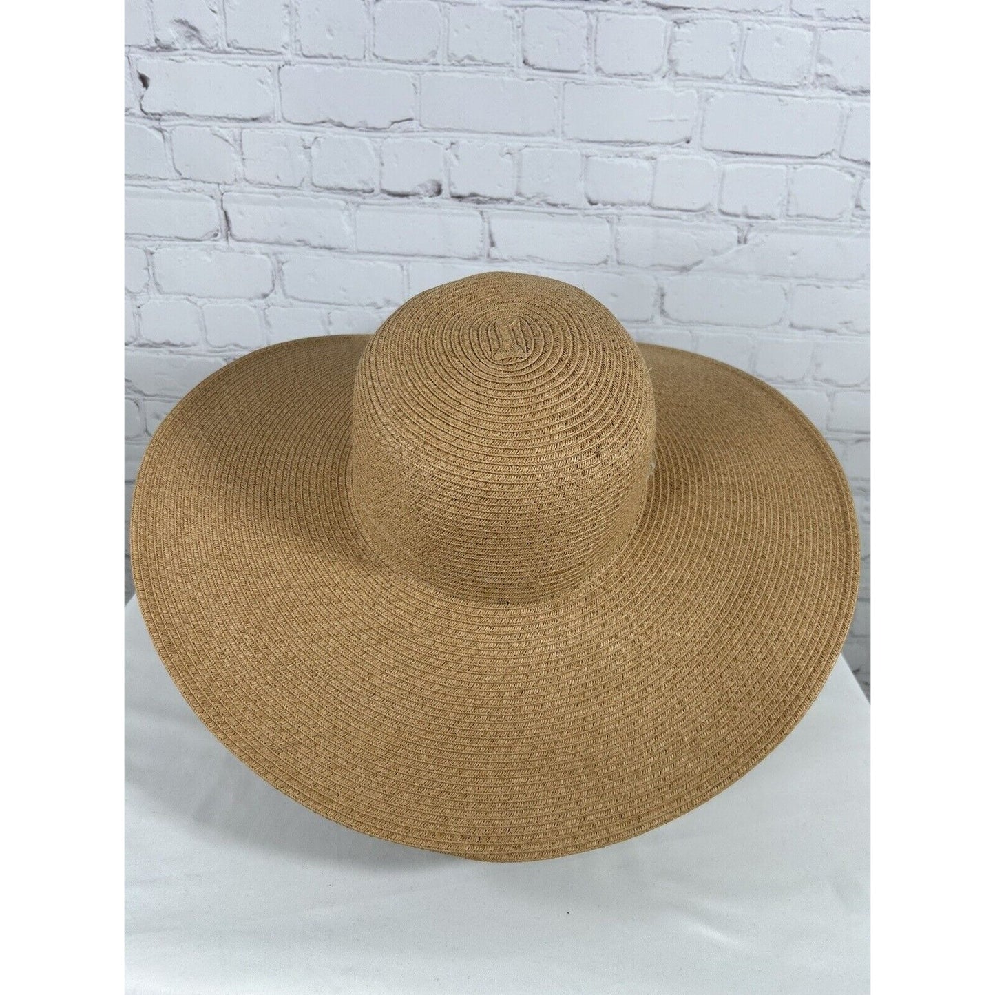 Kate Landry Women's Woven Bendable Wide Brim Tan Straw Sun Hat One Size