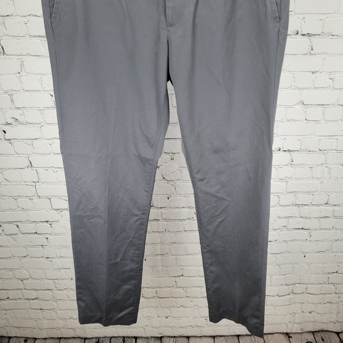 Bonobos Grey 100% Cotton Friday Slim Fit Chino Pants Size 32/32